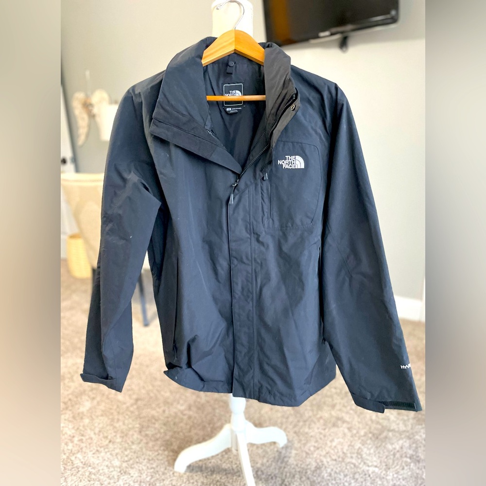 North Face Waterproof Hyvent Jacket - Large